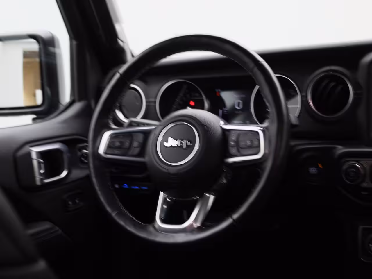 Jeep Wrangler 2.0T Sahara 4xe 380pk | Lederen Bekleding | Stoel & Stuurverwarming | Camera | Navigatie |