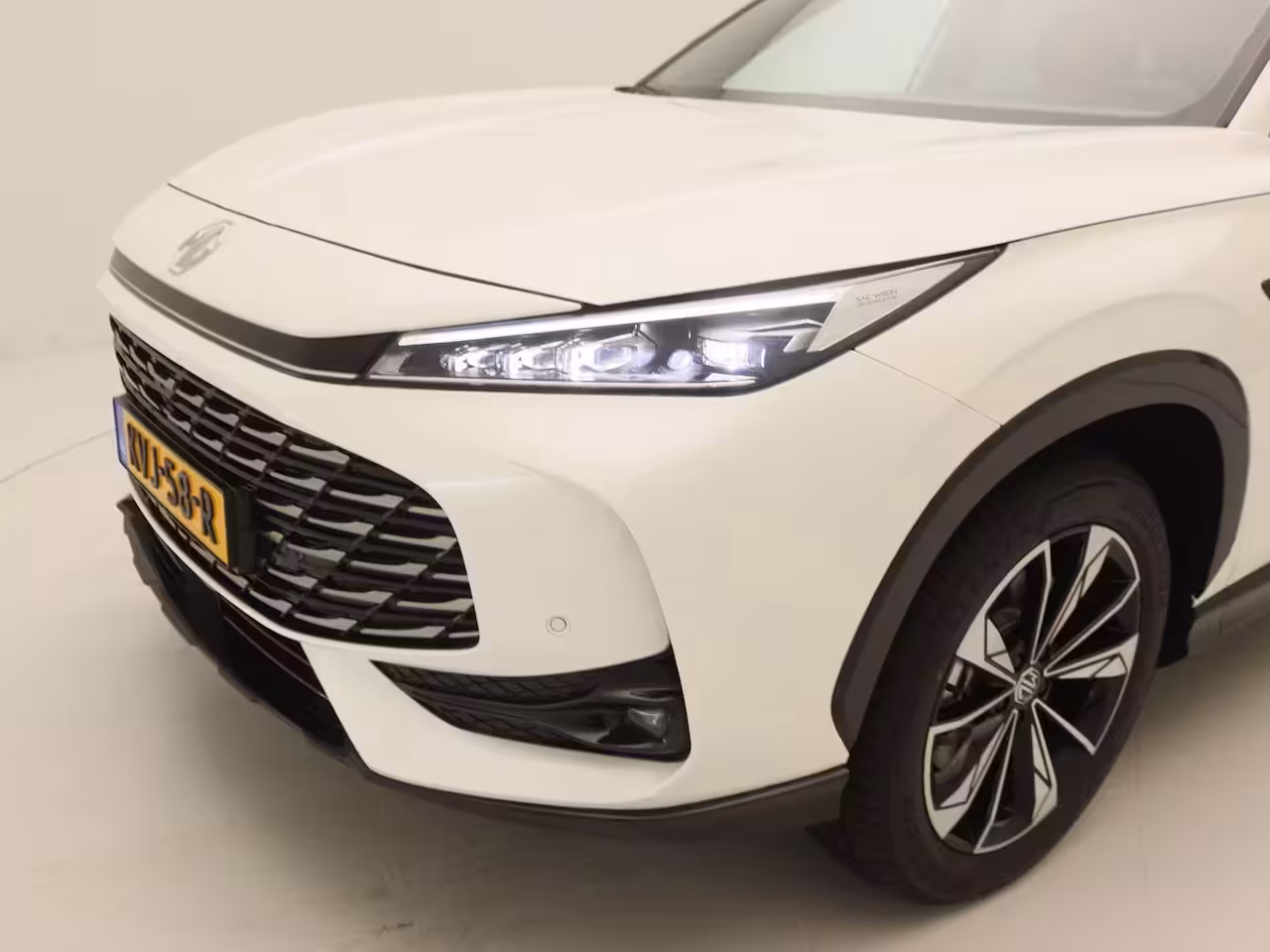 MG MG HS Hybrid+ 1.5 Aut. Luxury | Demo | Bruin Interieur | Navi | CarPlay | Led Koplampen | i-Pilot | 360