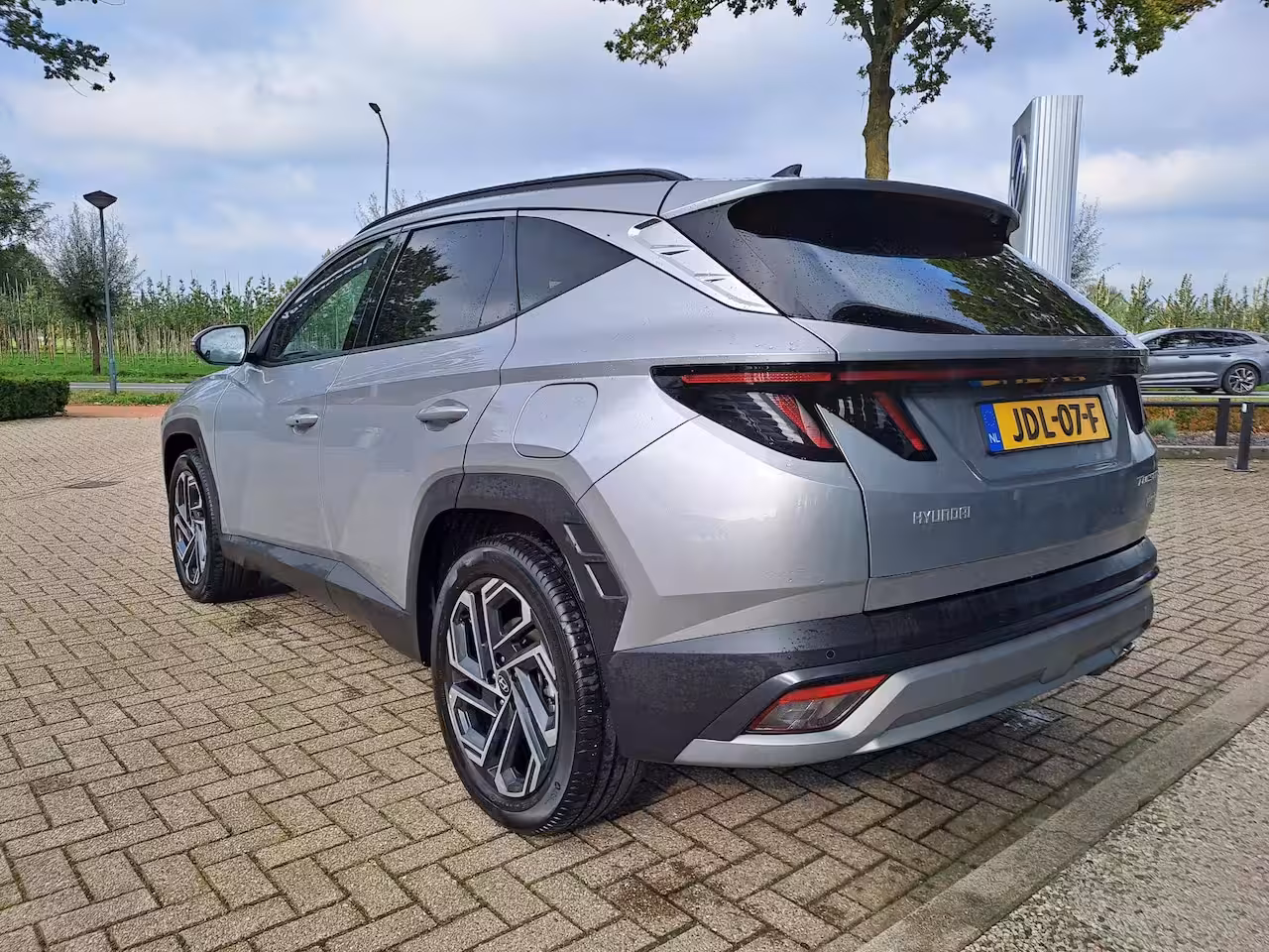 Hyundai Tucson 1.6 T-GDI PHEV Comfort Smart | FACELIFT | CAMERA | STOEL-STUURWIELVERWARMING | NAVIGATIE