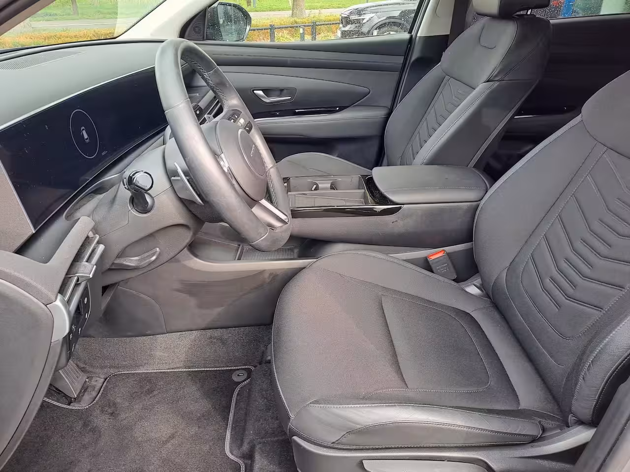 Hyundai Tucson 1.6 T-GDI PHEV Comfort Smart | FACELIFT | CAMERA | STOEL-STUURWIELVERWARMING | NAVIGATIE