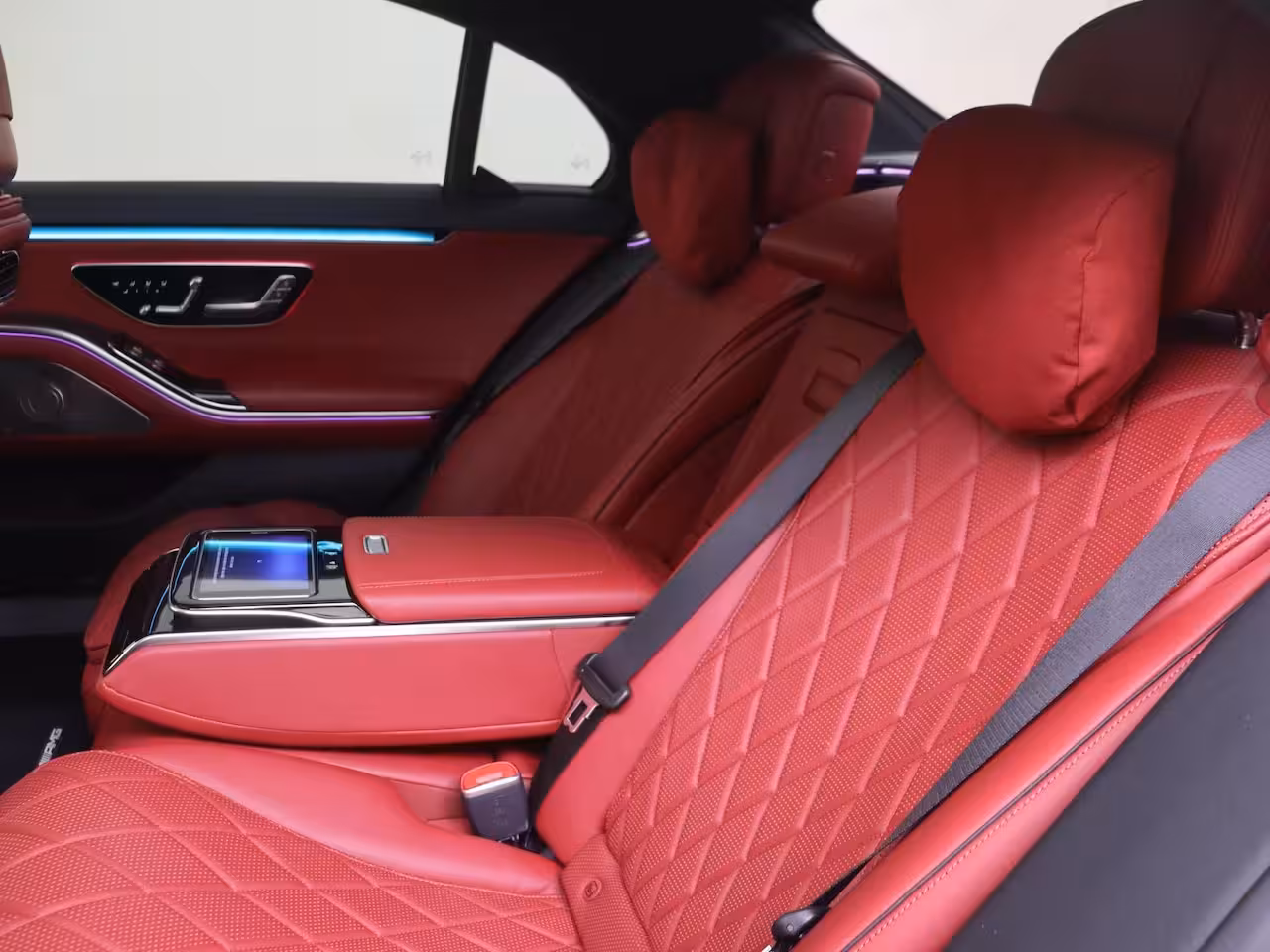 Mercedes-Benz S-klasse 500 4MATIC Lang AMG Line / Premium Plus/ 21 inch/ Achterasbesturing/ Burmester 3D/ Rear Ex