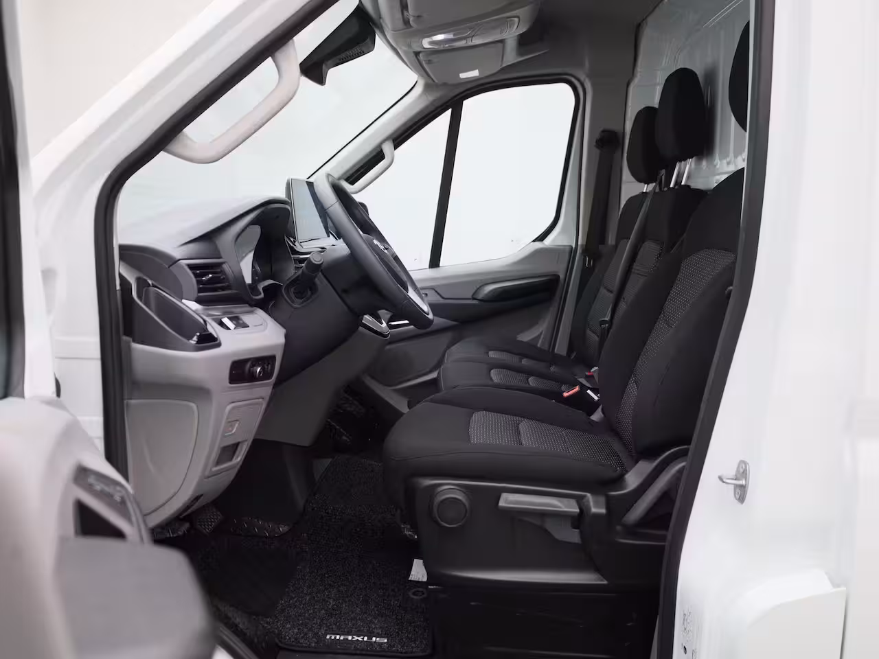 Maxus eDeliver 9 L3H2 Business DEAL 89 kWh | Camera | Zijschuifdeur Rechts | Achterdeuren | 24 maanden gara