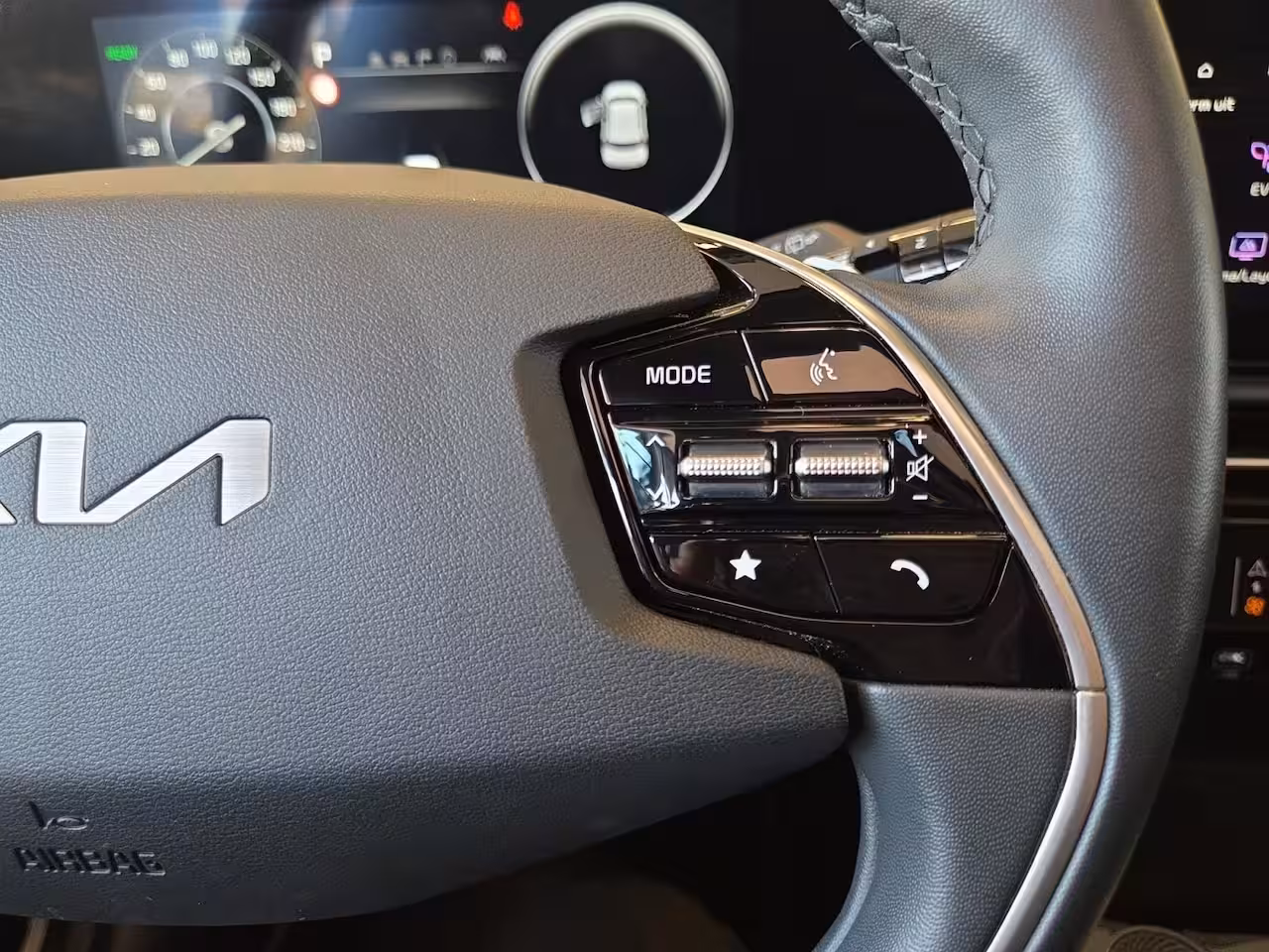 Kia Niro EV ExecutiveLine 64.8 kWh Accu 100% | Meest luxe uitvoering | Schuif/kantel dak | Dodehoek De