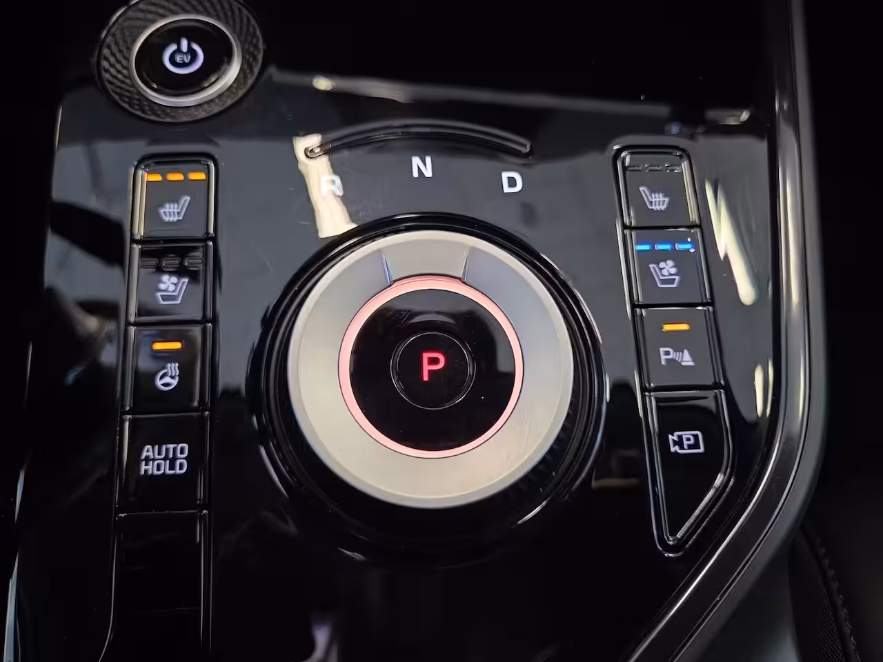 Kia Niro EV ExecutiveLine 64.8 kWh Accu 100% | Meest luxe uitvoering | Schuif/kantel dak | Dodehoek De