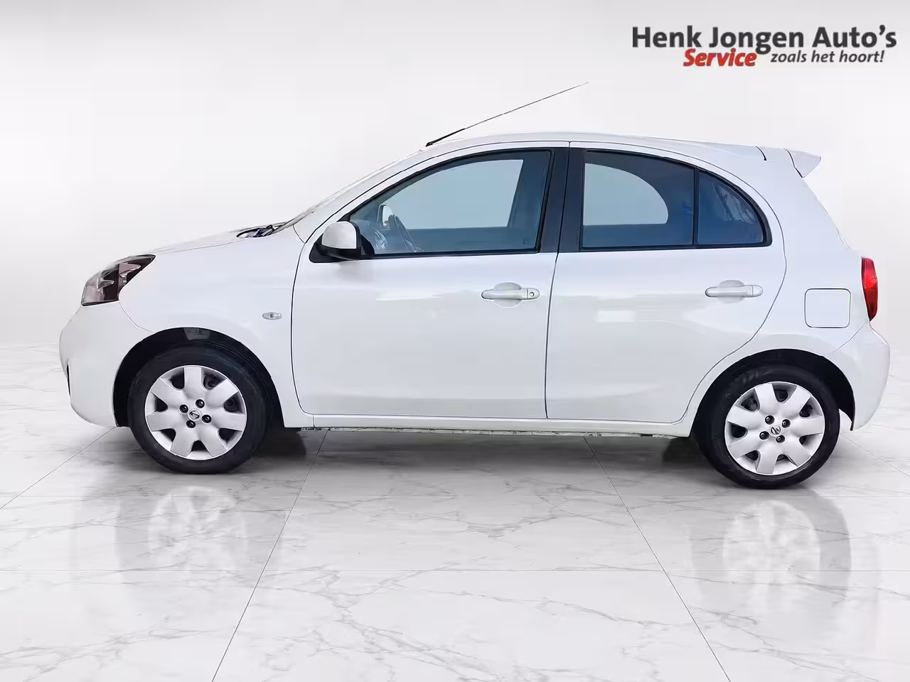 Nissan Micra 1.2 DIG-S Acenta uit 2014 Rijklaar + 12 maanden Bovag-garantie Henk Jongen Auto's in Helmo