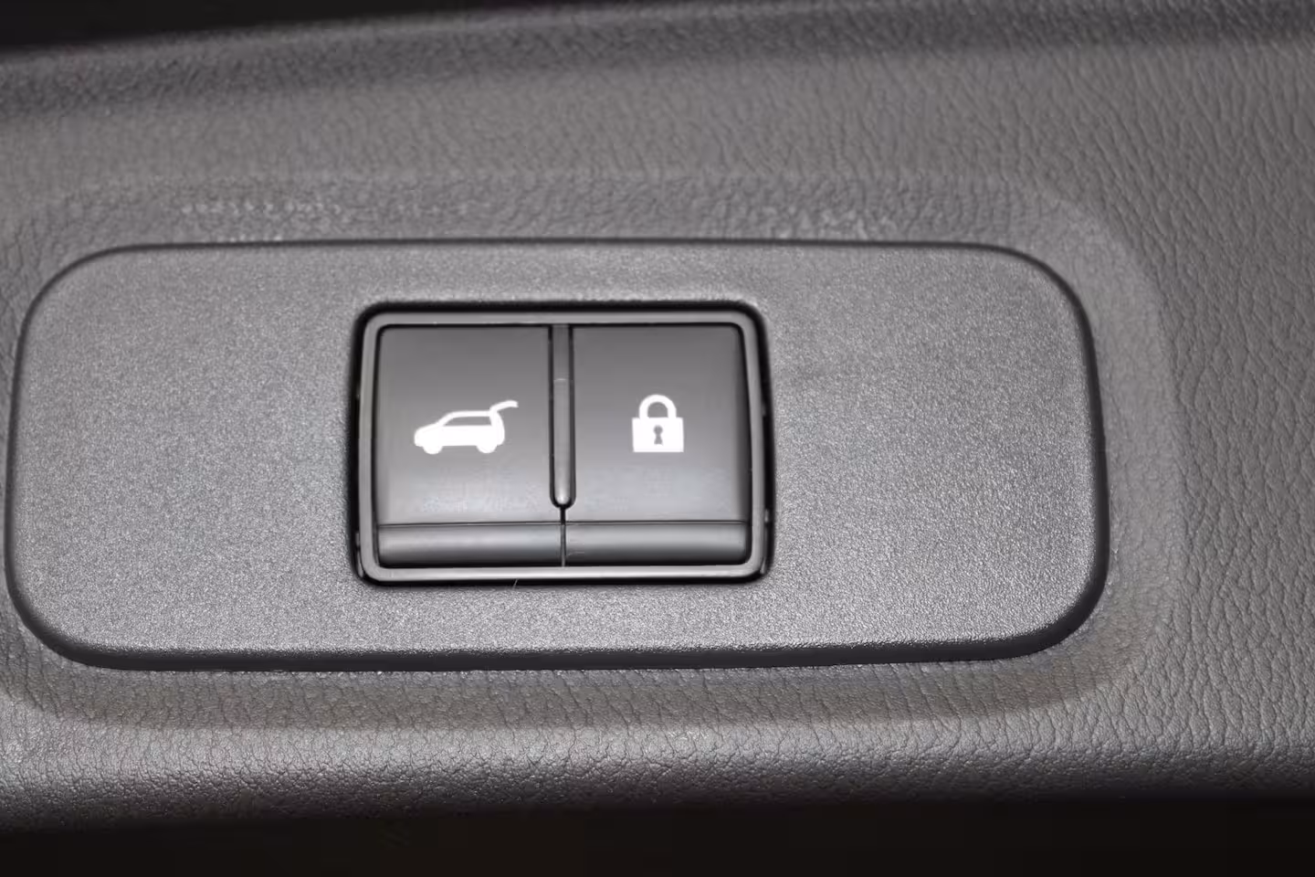 Nissan Qashqai 1.3 MHEV Xtronic Tekna Plus | Nappa lederen bekleding | 1800kg trekgewicht | Cold pakket |