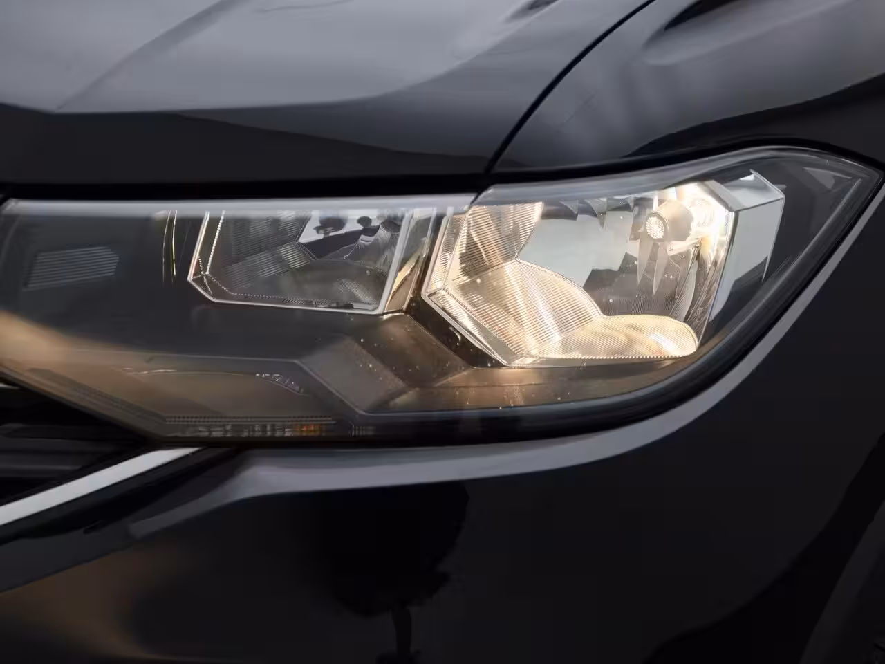 Volkswagen T-Cross 1.0 TSI Life 95 PK | Airco | DAB-Radio | Carplay / Android Auto | Cruise Control