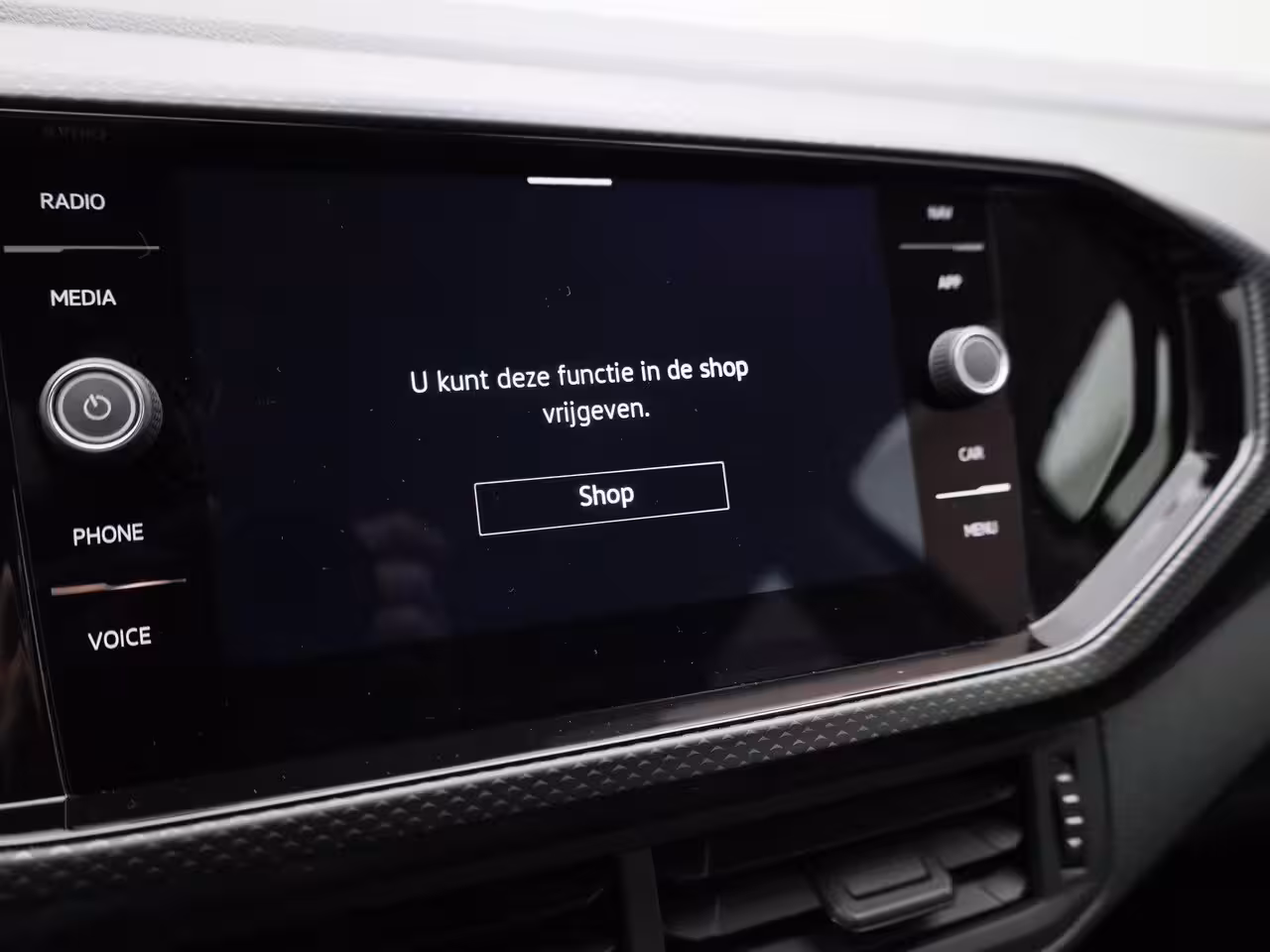 Volkswagen T-Cross 1.0 TSI Life 95 PK | Airco | DAB-Radio | Carplay / Android Auto | Cruise Control