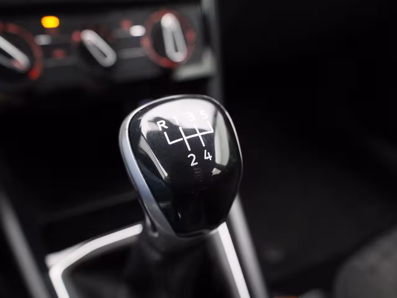 Volkswagen T-Cross 1.0 TSI Life 95 PK | Airco | DAB-Radio | Carplay / Android Auto | Cruise Control
