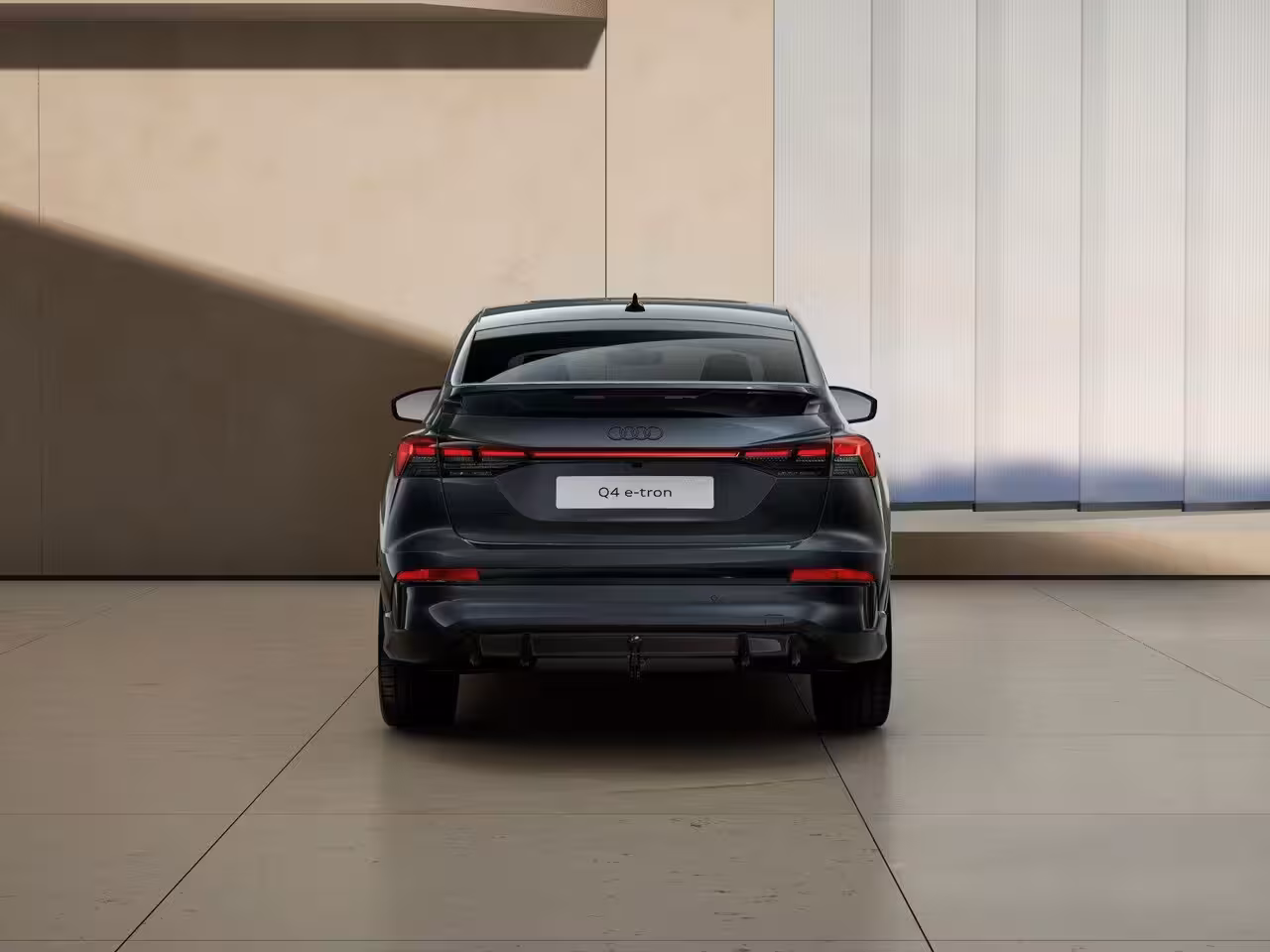 Audi Q4 Sportback e-tron 286pk S Edition 82 kWh | Panoramadak | Trekhaak Wegklapbaar