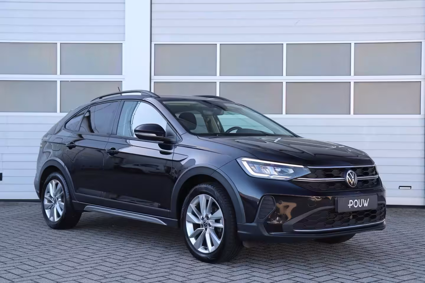 Volkswagen Taigo 1.0 TSI 95pk Life | Trekhaak | Achteruitrijcamera | Stoelverwarming | Navigatie | App Conn
