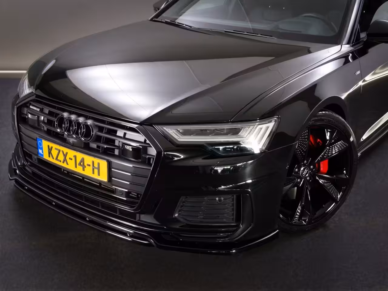 Audi A6 Avant 55 TFSI e quattro Competition S-Line Edition (MAXTON, PANO, B&O, SFEERVERLICHTING, HEAD-UP
