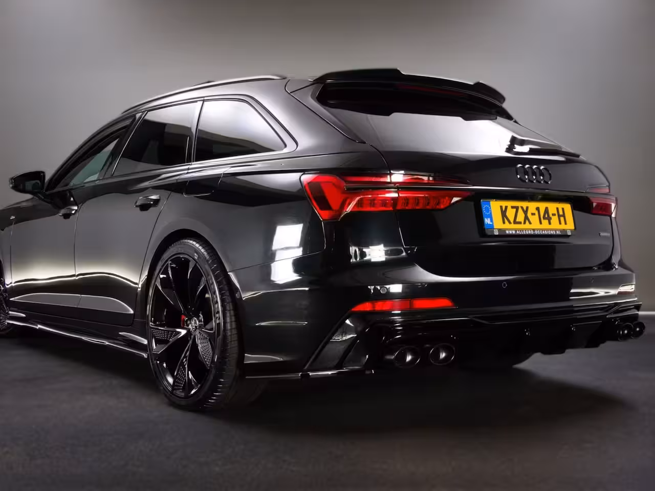 Audi A6 Avant 55 TFSI e quattro Competition S-Line Edition (MAXTON, PANO, B&O, SFEERVERLICHTING, HEAD-UP