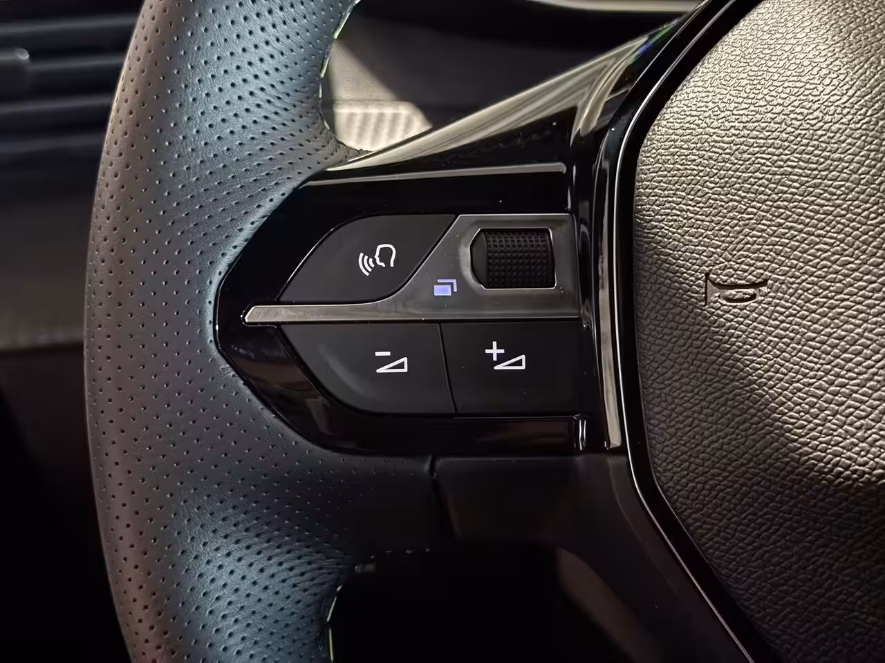 Peugeot e-208 EV GT 51 kWh FULL OPTIONS | 16% BIJTELLING | 400KM RANGE | DIRECT LEVERBAAR