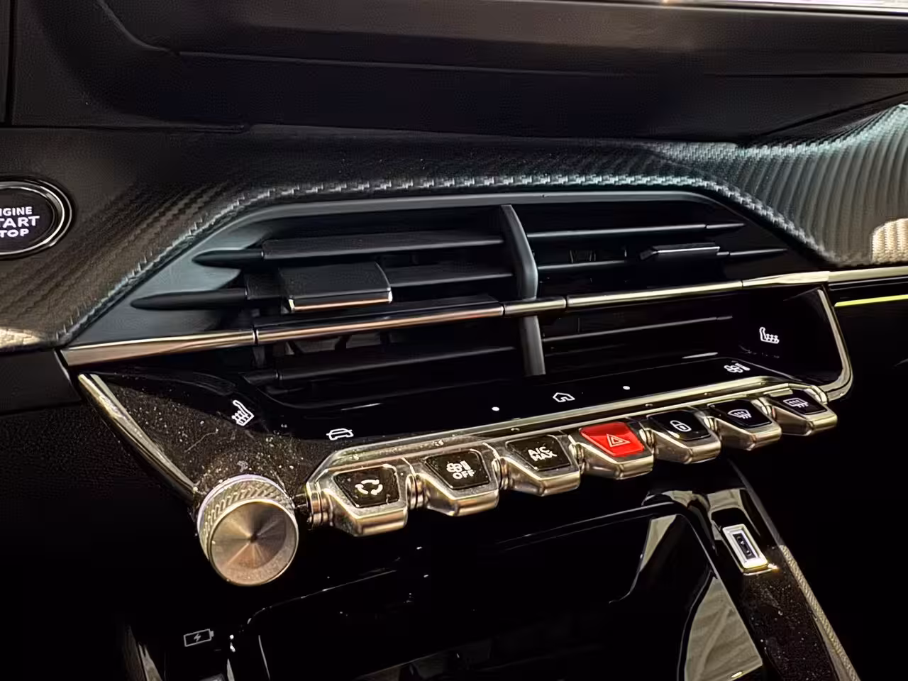 Peugeot e-208 EV GT 51 kWh FULL OPTIONS | 16% BIJTELLING | 400KM RANGE | DIRECT LEVERBAAR