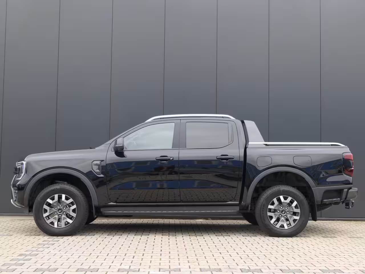 Ford Ranger Wildtrak Double Cab 2.3 PHEV | Power Rollertop | Camera | Stoelverwarming | CarPlay/Androi
