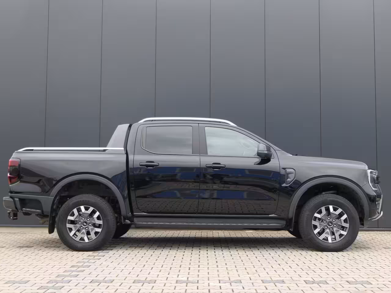 Ford Ranger Wildtrak Double Cab 2.3 PHEV | Power Rollertop | Camera | Stoelverwarming | CarPlay/Androi