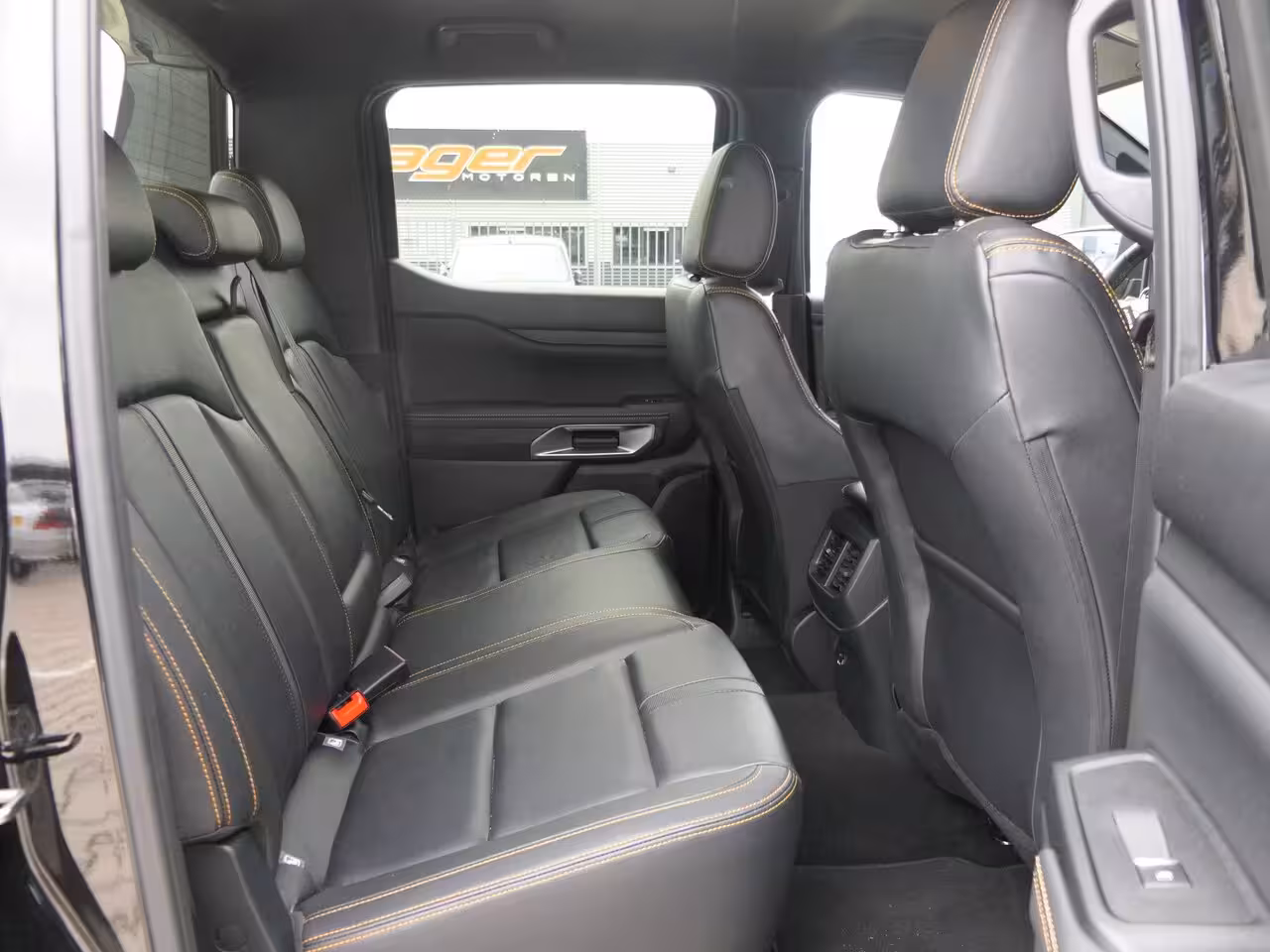 Ford Ranger Wildtrak Double Cab 2.3 PHEV | Power Rollertop | Camera | Stoelverwarming | CarPlay/Androi