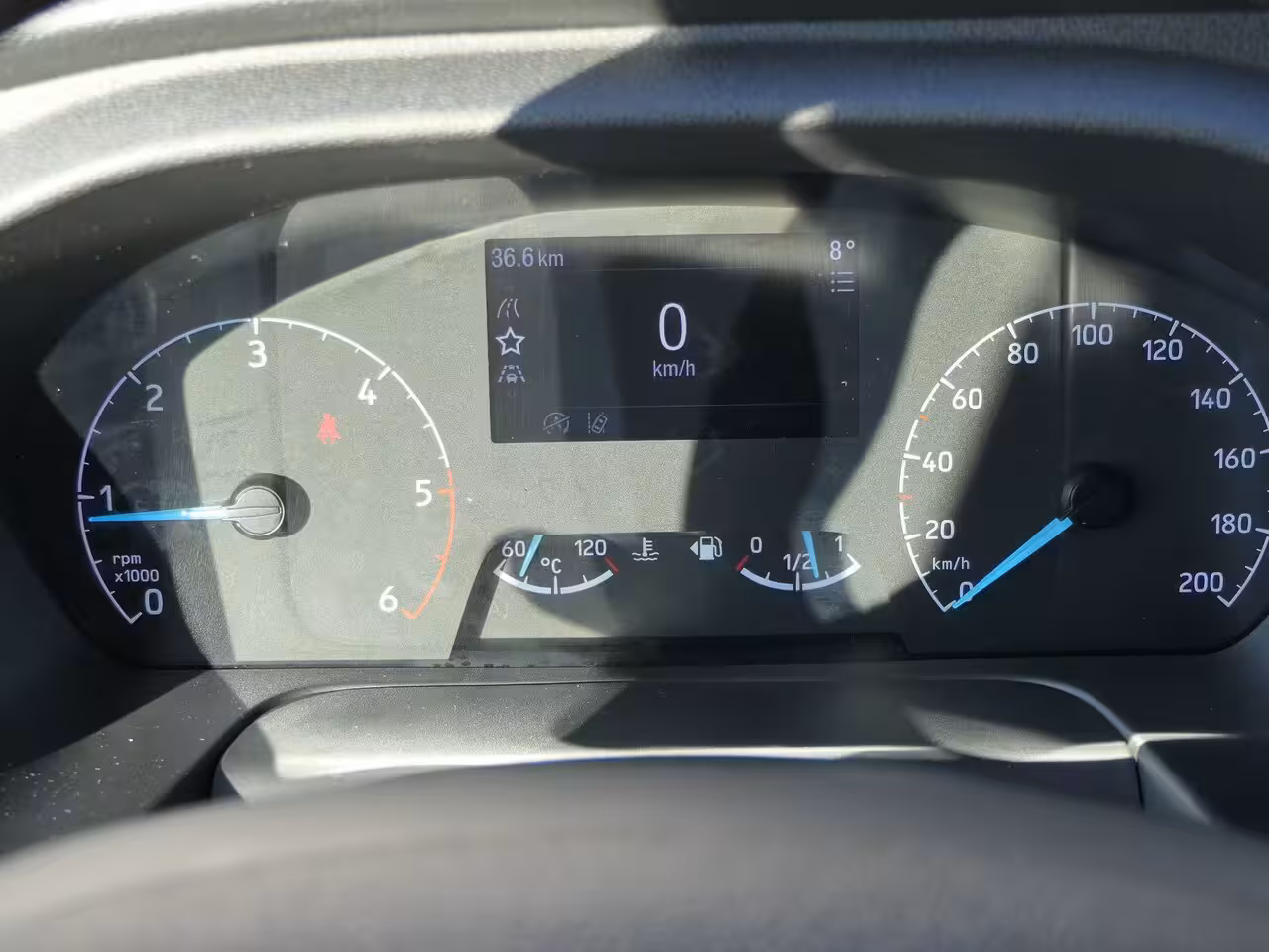 Ford Transit 350 2.0 TDCI L4H3 Trend RWD | Achterwielaandrijving | Navigatie | Stoelverwarming | CarPla
