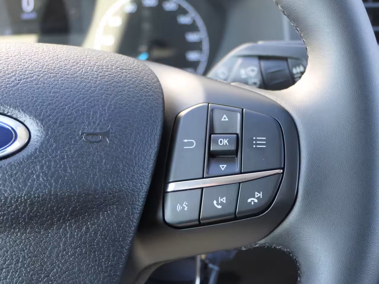 Ford Transit 350 2.0 TDCI L4H3 Trend RWD | Achterwielaandrijving | Navigatie | Stoelverwarming | CarPla