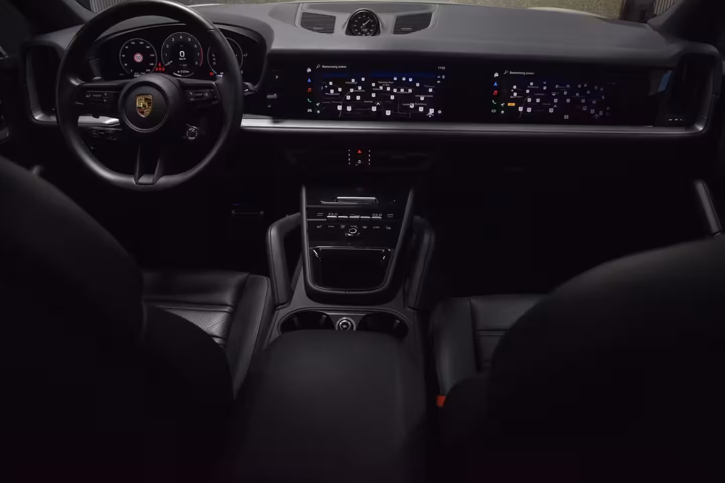 Porsche Cayenne Coupé 3.0 E-Hybrid TURBO GT 470pk | BIJRIJDERSDISPLAY | SPORTUITLAAT | PANODAK