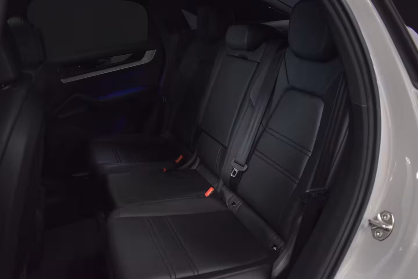 Porsche Cayenne Coupé 3.0 E-Hybrid TURBO GT 470pk | BIJRIJDERSDISPLAY | SPORTUITLAAT | PANODAK