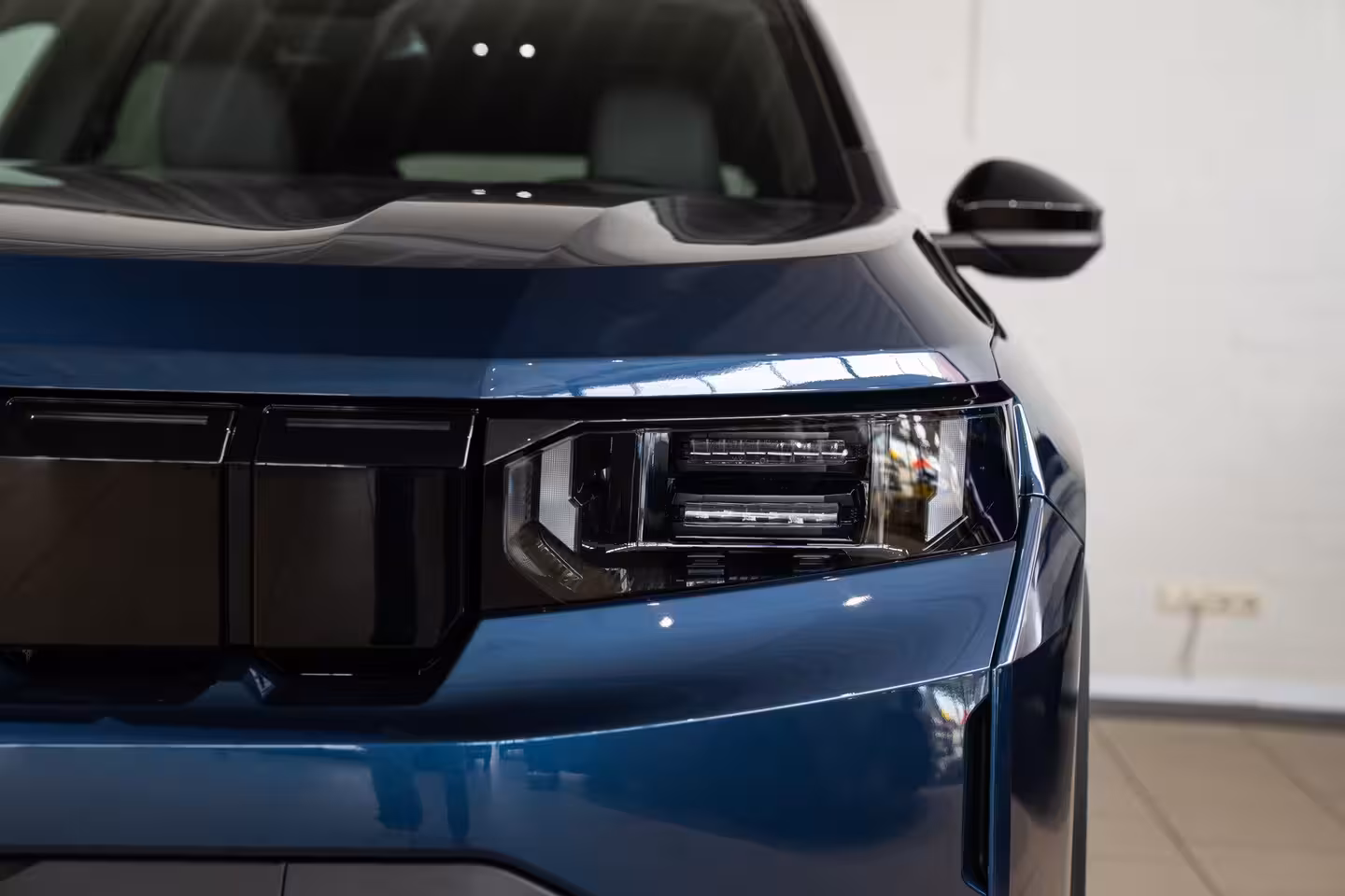 Jeep Compass Summit | Privacy Glass