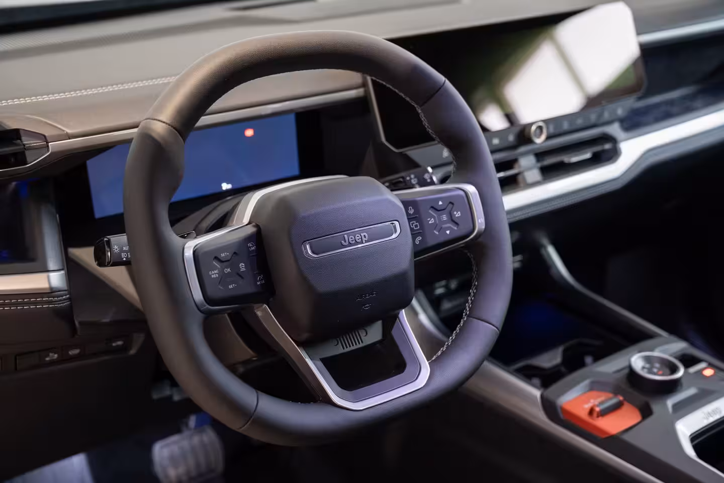 Jeep Compass Summit | Privacy Glass