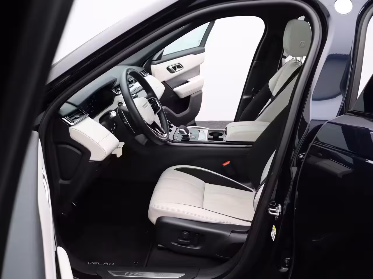 Land Rover Range Rover Velar 2.0 P400e R-Dynamic SE