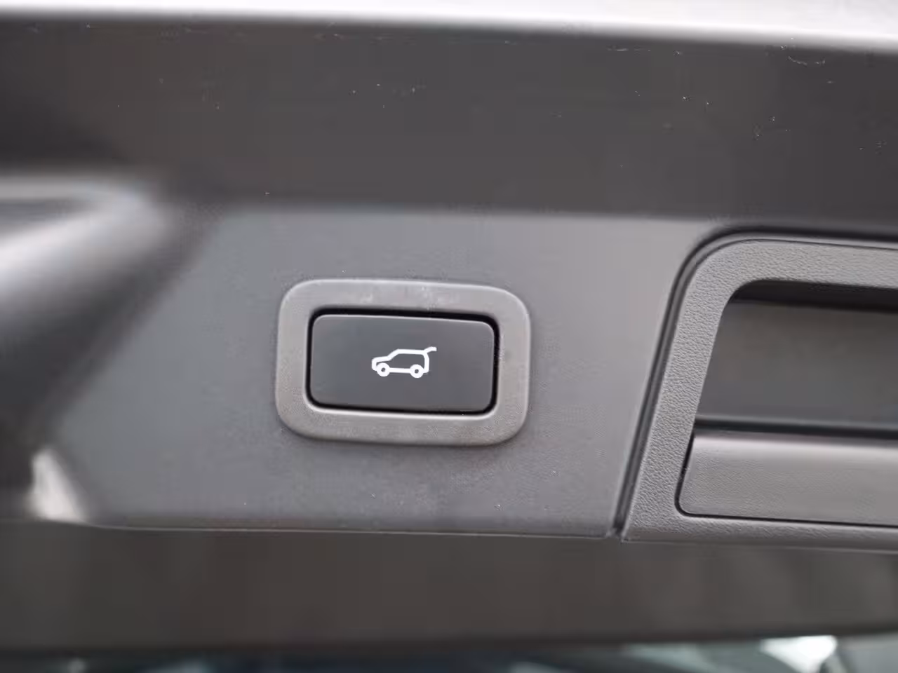 Land Rover Range Rover Velar 2.0 P400e R-Dynamic SE