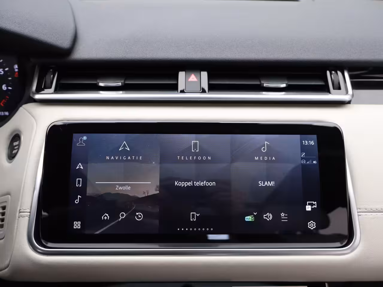 Land Rover Range Rover Velar 2.0 P400e R-Dynamic SE