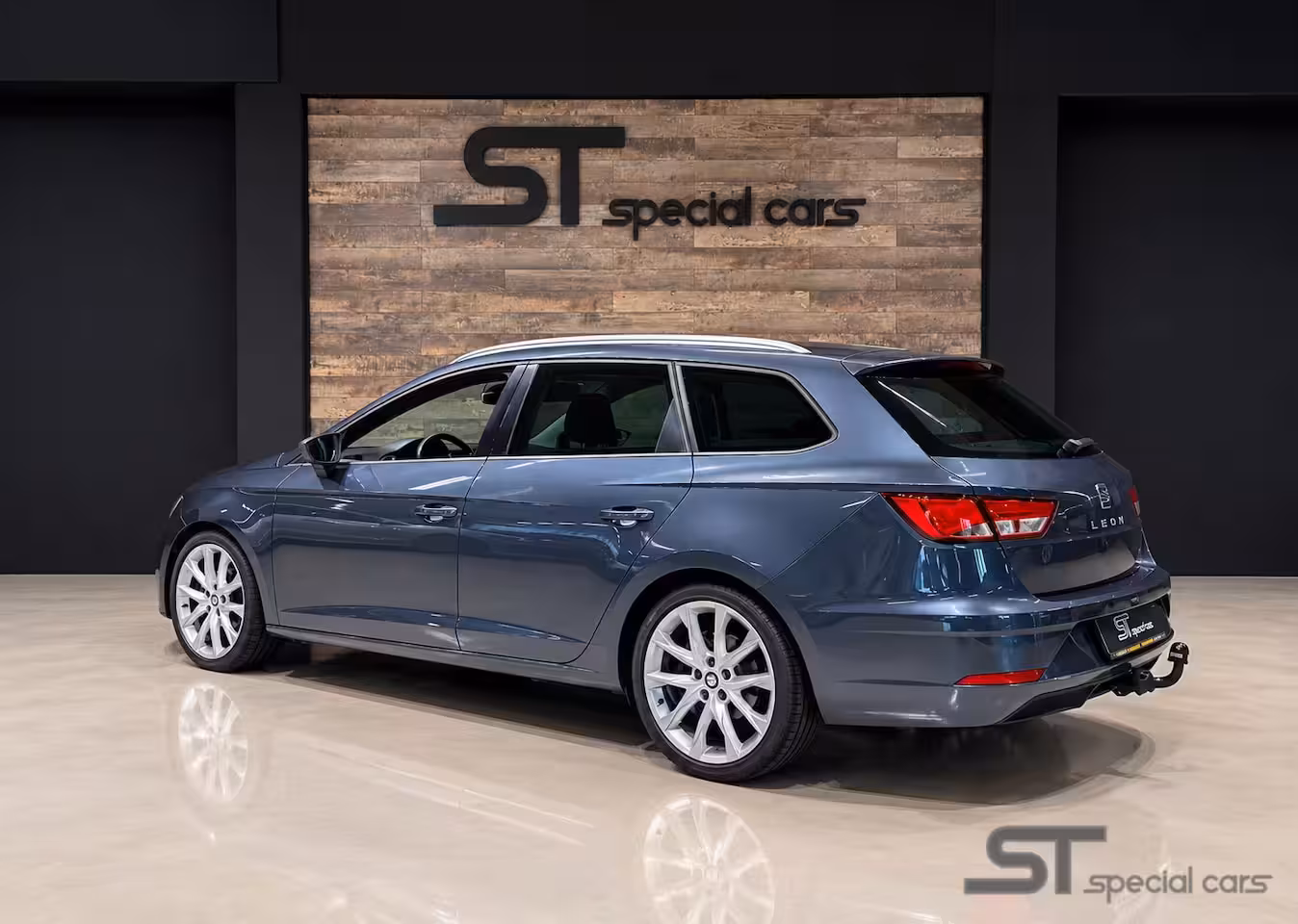 Seat Leon ST 1.0 EcoTSI Style Intense|Virtual|Trekhaak|18 inch