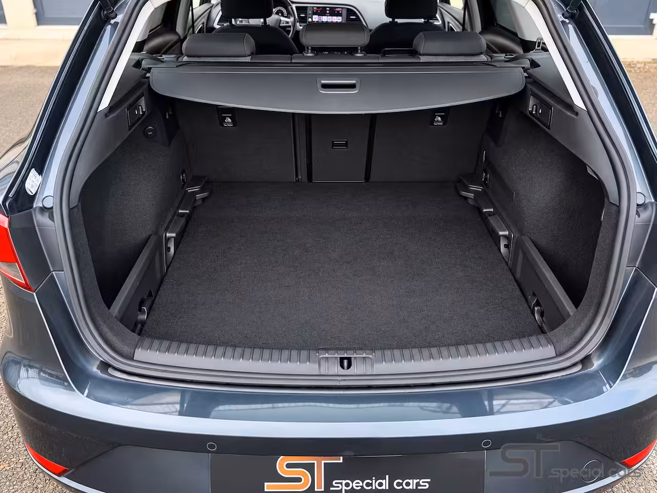 Seat Leon ST 1.0 EcoTSI Style Intense|Virtual|Trekhaak|18 inch