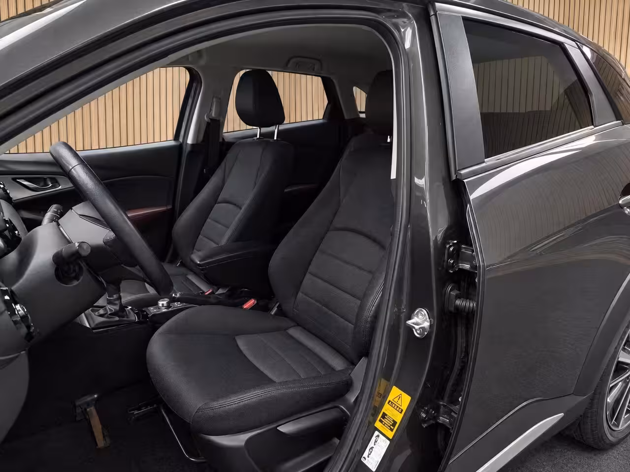 Mazda CX-3 2.0 SkyActiv-G 120 GT-M Trekhaak | HUD | Stoelverwarming | Navigatie | Lichtmetaal | Dodeh
