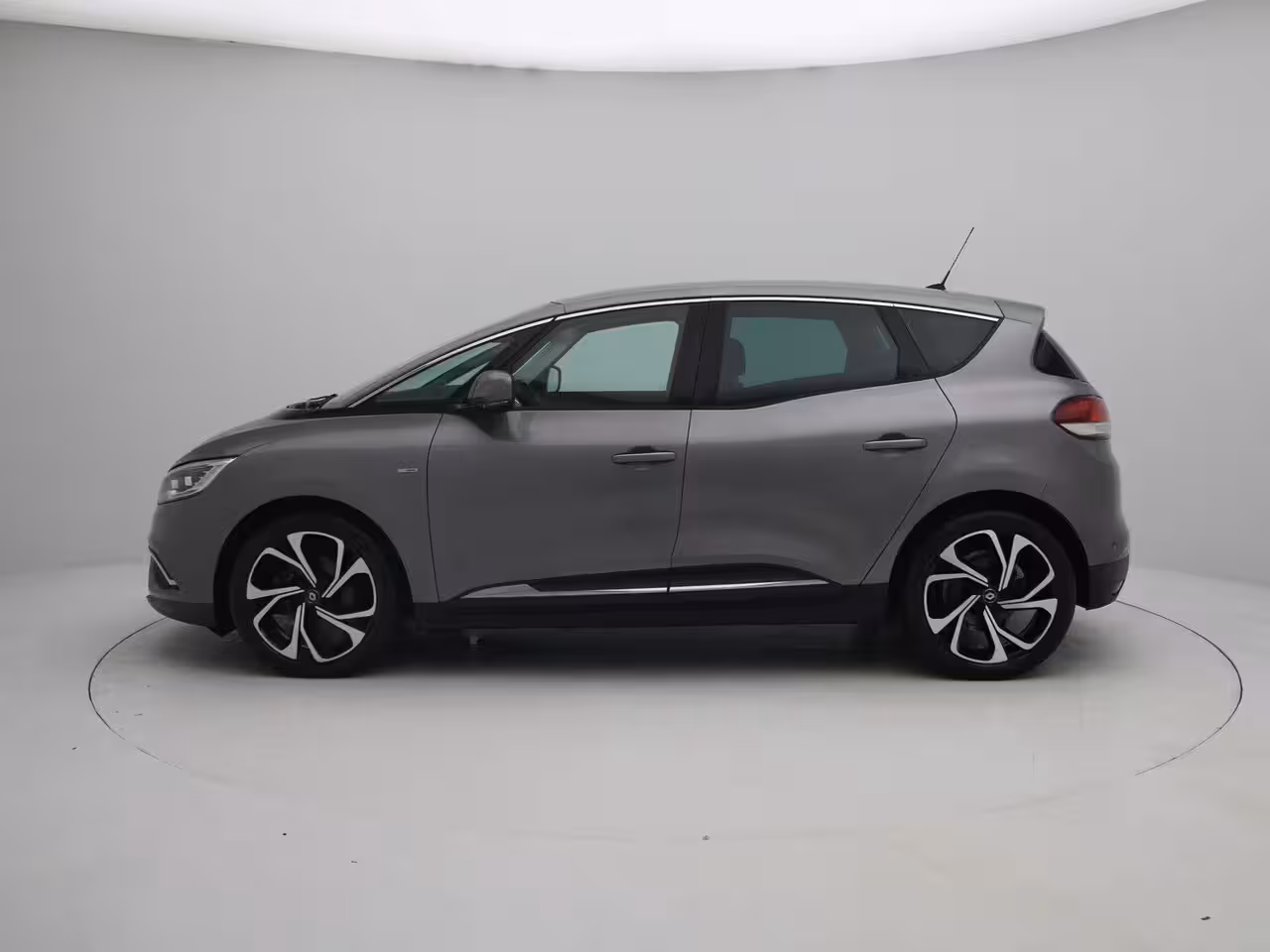 Renault Scénic TCe 140 EDC Automaat Bose | Easy Life Pack met sensoren rondom en achteruitrijcamera | Rui