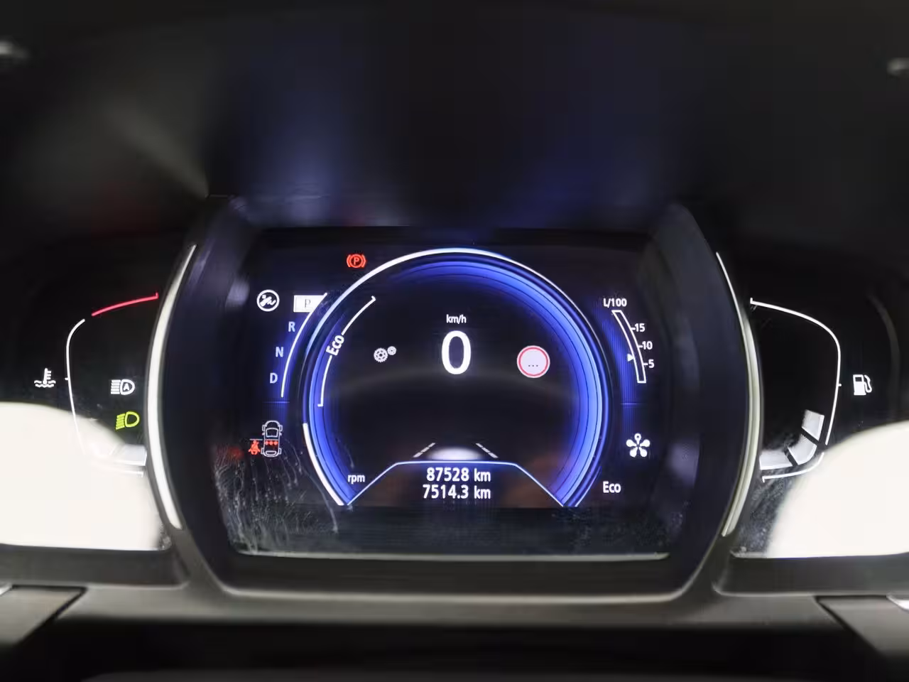 Renault Scénic TCe 140 EDC Automaat Bose | Easy Life Pack met sensoren rondom en achteruitrijcamera | Rui