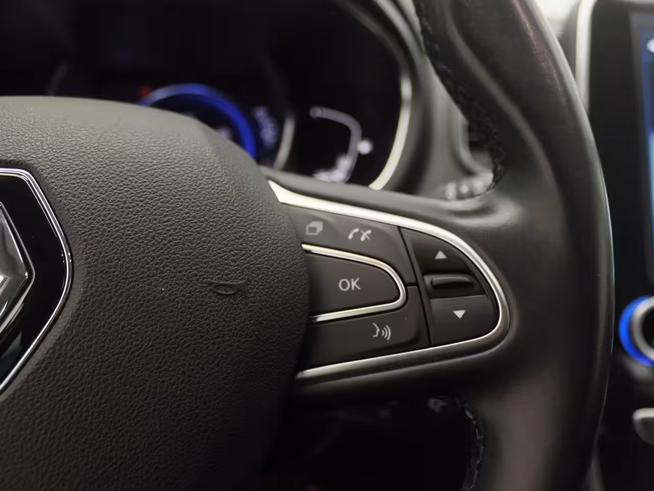 Renault Scénic TCe 140 EDC Automaat Bose | Easy Life Pack met sensoren rondom en achteruitrijcamera | Rui