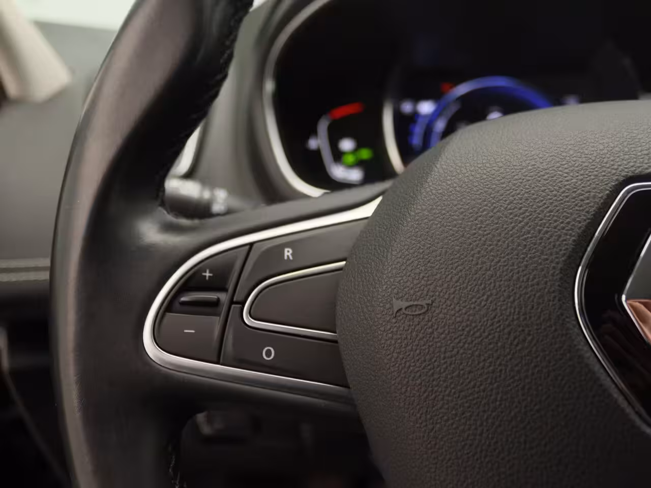 Renault Scénic TCe 140 EDC Automaat Bose | Easy Life Pack met sensoren rondom en achteruitrijcamera | Rui