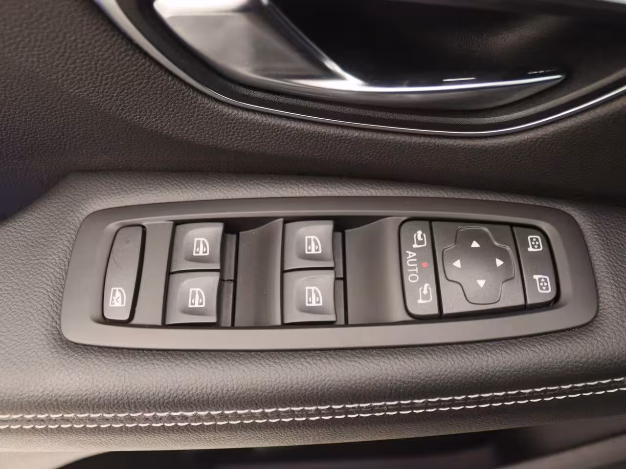 Renault Scénic TCe 140 EDC Automaat Bose | Easy Life Pack met sensoren rondom en achteruitrijcamera | Rui
