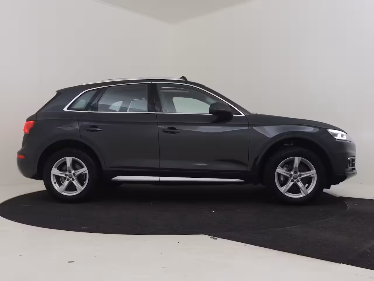 Audi Q5 2.0 TFSI quattro Sport Pro Line 252 Pk S-Tronic | Schuif-kanteldak | Wegklapbare trekhaak