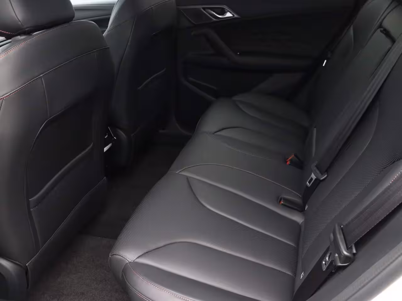 MG MG HS PHEV 1.5 Aut. Luxury Madness deal