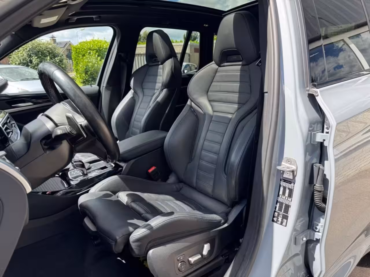 BMW X3 M40I XDrive High Ex. 360Pk Panorama M stoelen Hud HenK Trekhaak Laser 1e eigenaar 360camer