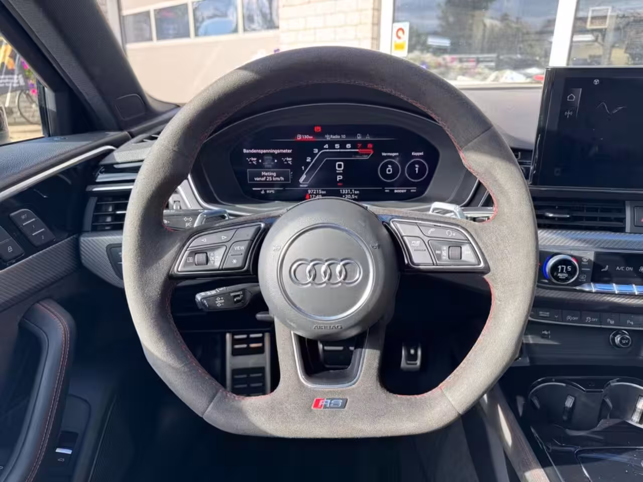 Audi RS4 2.9 TFSI RS4 QUATTRO Keramisch BenO Pano HUD Massage RS stoelen Alcantara Memory