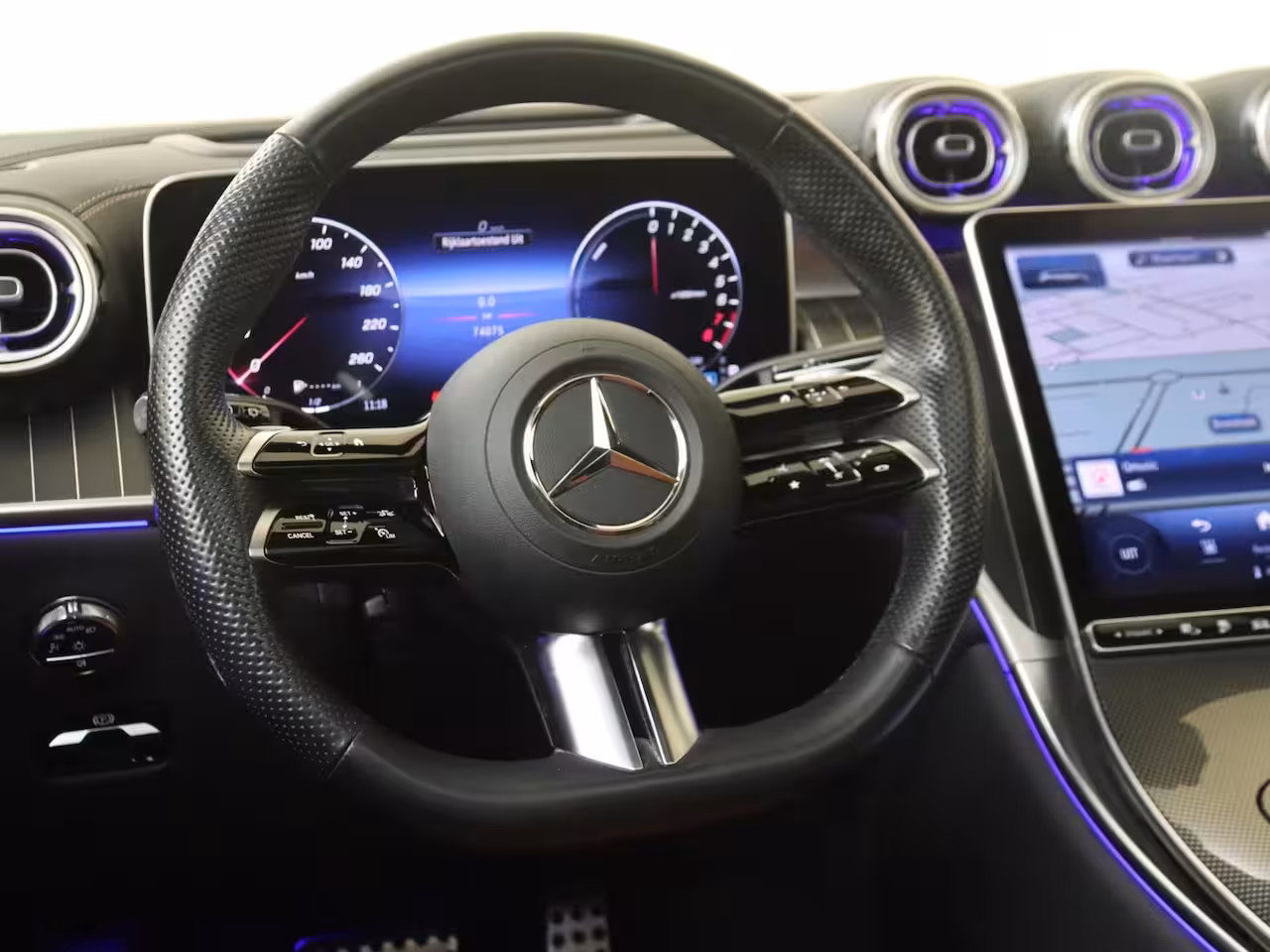 Mercedes-Benz GLC-klasse 300e 4MATIC AMG Line Premium Plus /Panoramadak /Burmester /360 Camera /HUD /Elek. Trekhaak