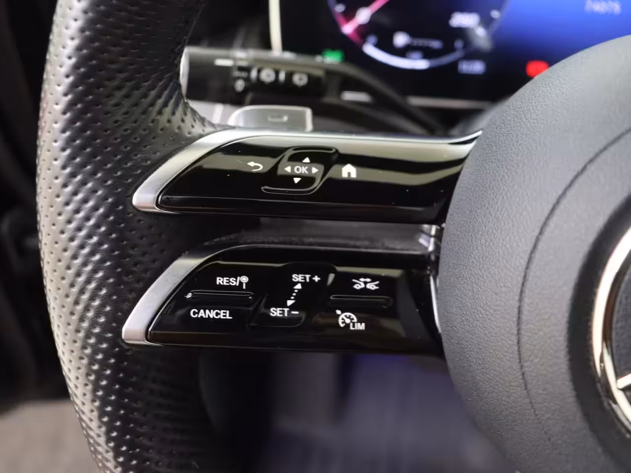 Mercedes-Benz GLC-klasse 300e 4MATIC AMG Line Premium Plus /Panoramadak /Burmester /360 Camera /HUD /Elek. Trekhaak