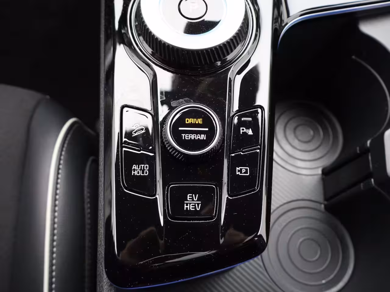 Kia Sportage 1.6 T-GDi Plug-in Hybrid AWD GT-Line | LUXE | Elek. achterklep | Navi | Glazen Schuif/Kant