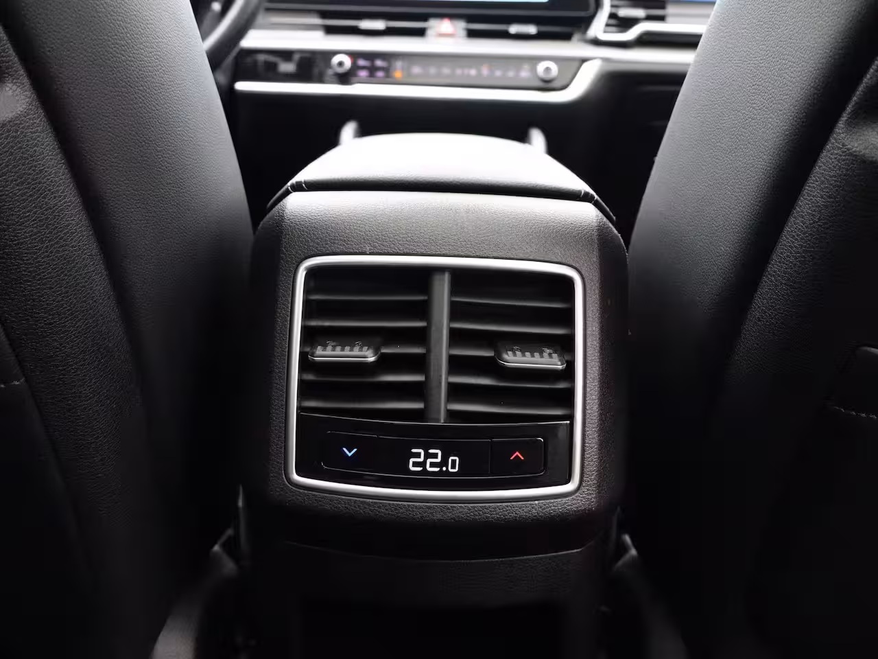 Kia Sportage 1.6 T-GDi Plug-in Hybrid AWD GT-Line | LUXE | Elek. achterklep | Navi | Glazen Schuif/Kant