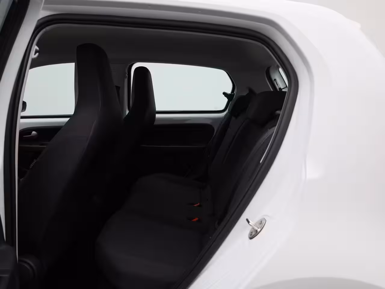 Volkswagen Up! 1.0 65PK | Origineel Nederlands | Airco | Radio DAB+ | Bluetooth | Lane Assist | 5 Deurs