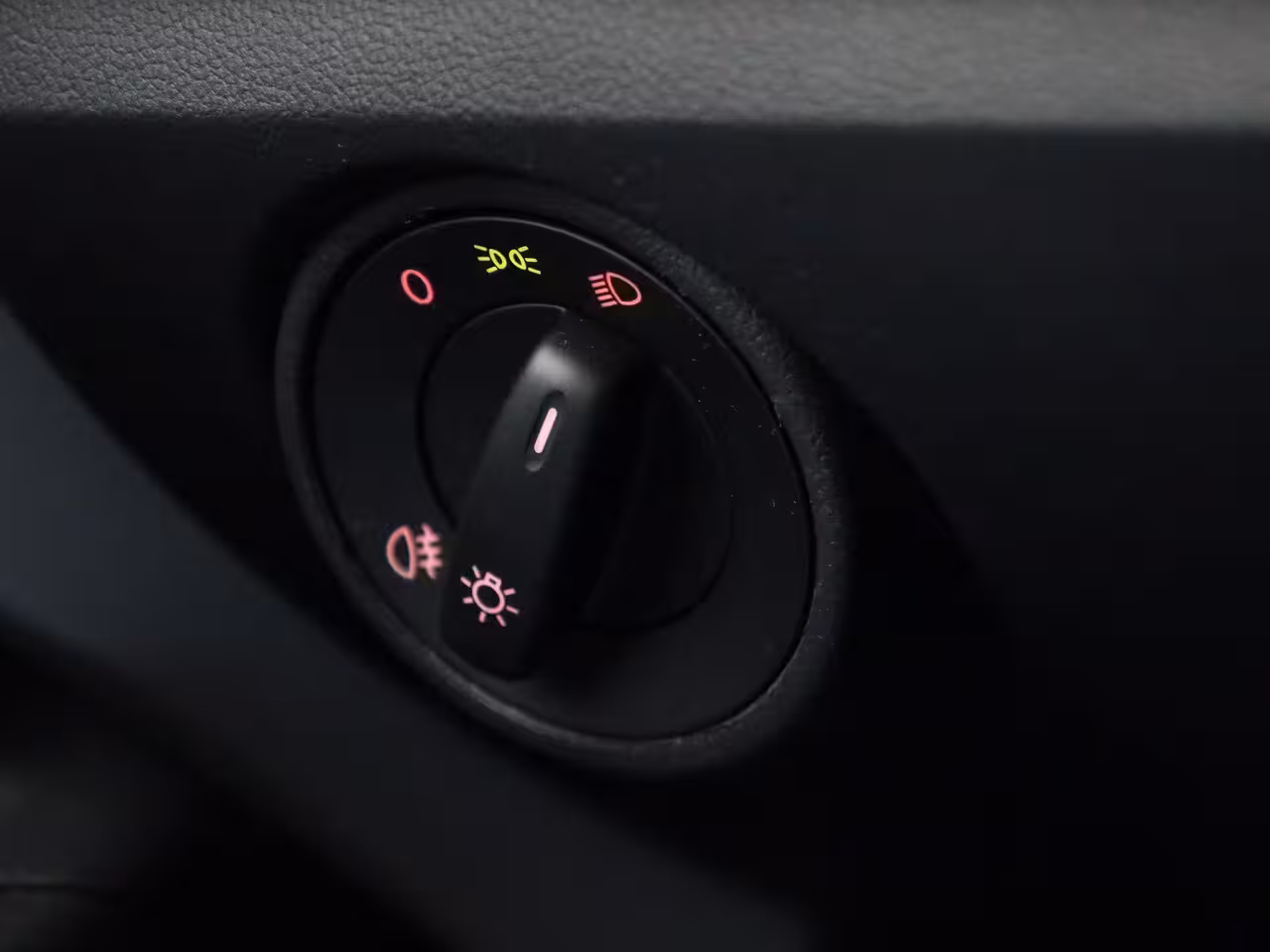 Volkswagen Up! 1.0 65PK | Origineel Nederlands | Airco | Radio DAB+ | Bluetooth | Lane Assist | 5 Deurs