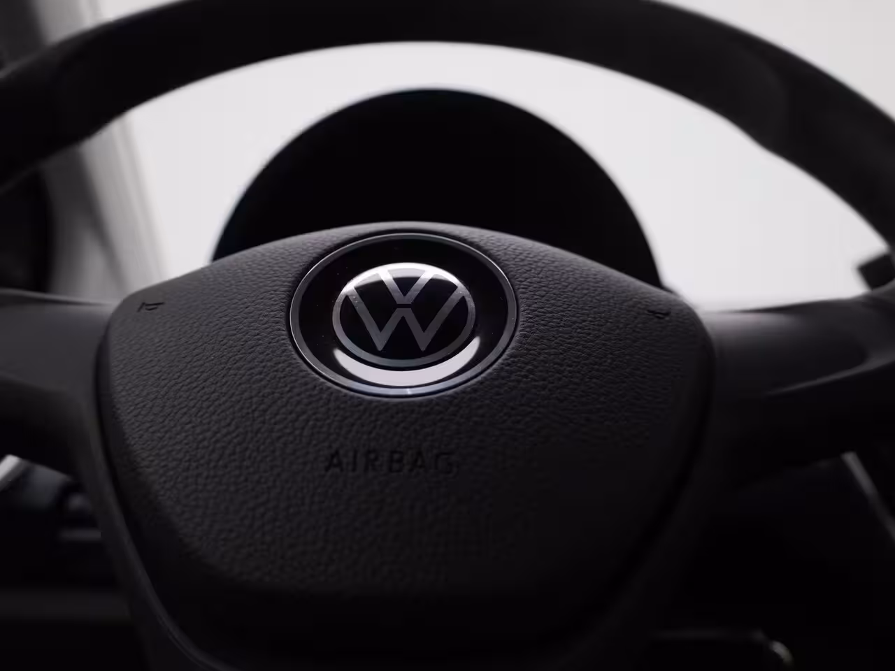 Volkswagen Up! 1.0 65PK | Origineel Nederlands | Airco | Radio DAB+ | Bluetooth | Lane Assist | 5 Deurs